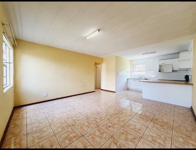 2 BEDROOM APARTMENT TO LET IN VORNA VALLEY